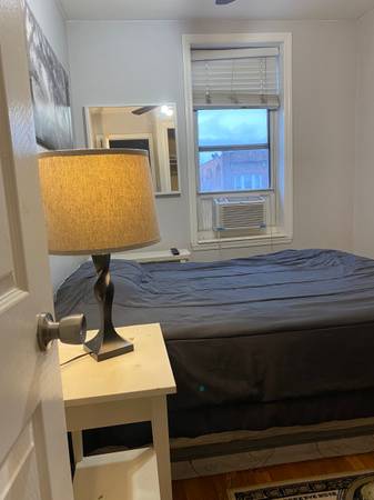 COMFORTABLE & CUTE FURNISHED ROOM