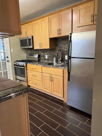 3 bed, 1 bath home in Queens: $4200/ month