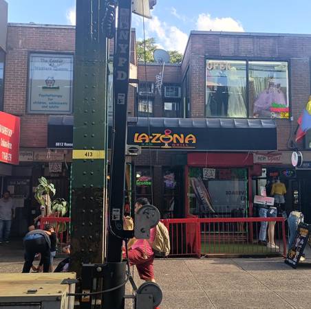 BUILDING - FOR SALE - ROOSEVELT AVE & 88th ST 1.8M