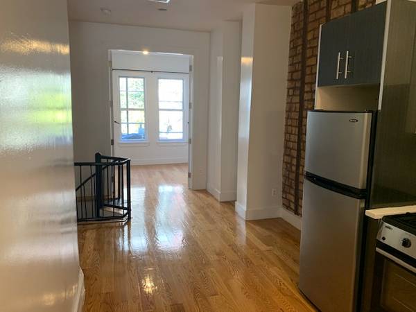 Clean, Super Spacious Duplex in Williamsburg | Laundry, Yard.