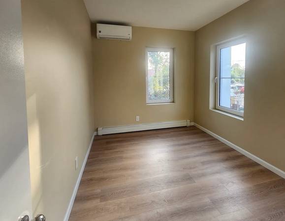 1BR in Flatbush Bright, Renovated, and Steps to the Train