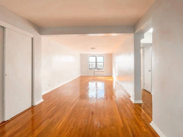 Big Bright and Spacious 1 Bed 1 Bath in East Flatbush