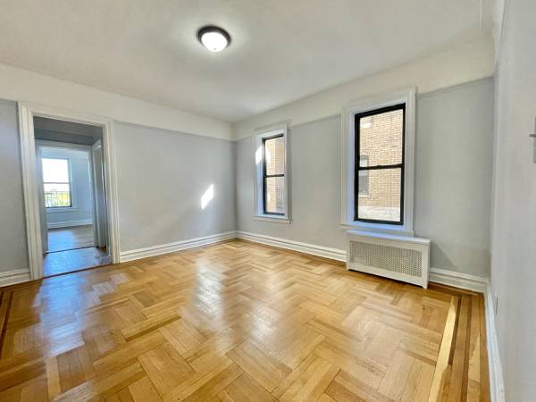 Sunny Spacious 1 Bedroom 1 Bath in the Heart of Flatbush