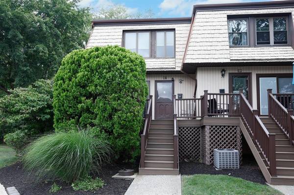 HAVE THE BEST OF THE BEST TOWNHOUSE PETS OK BEST LOCATION IN COMPLEX - 2