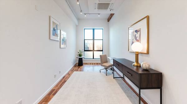 OFFICE ART STUDIO MASSAGE ESTHETICS TATTOO STUDIO 4-A-2