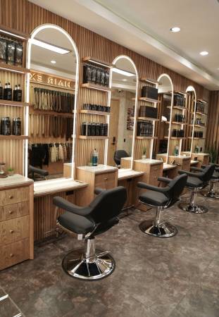 Hair stylist Assistant