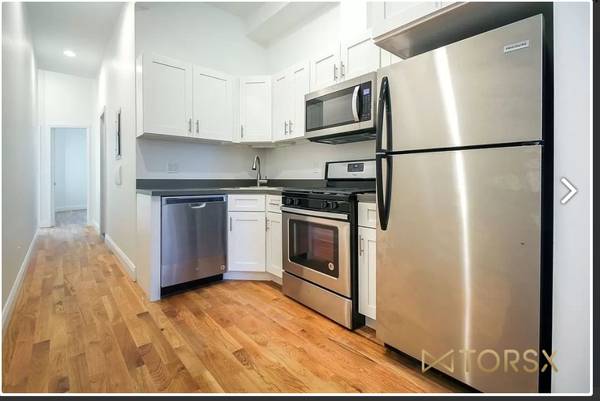 Huge Renovated 3 bedroom in Bushwick